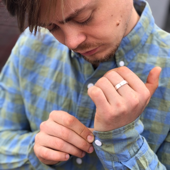 J CREW men’s medium slim fit button - Picture 3 of 7